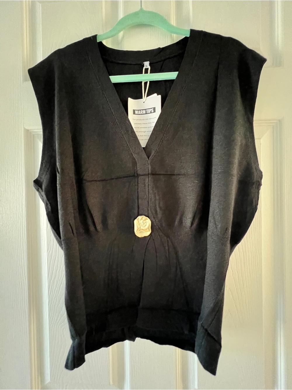 Women's Black V-Neck Sleeveless Top with Decorative Button